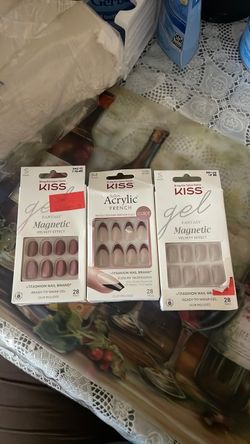 Kiss press on