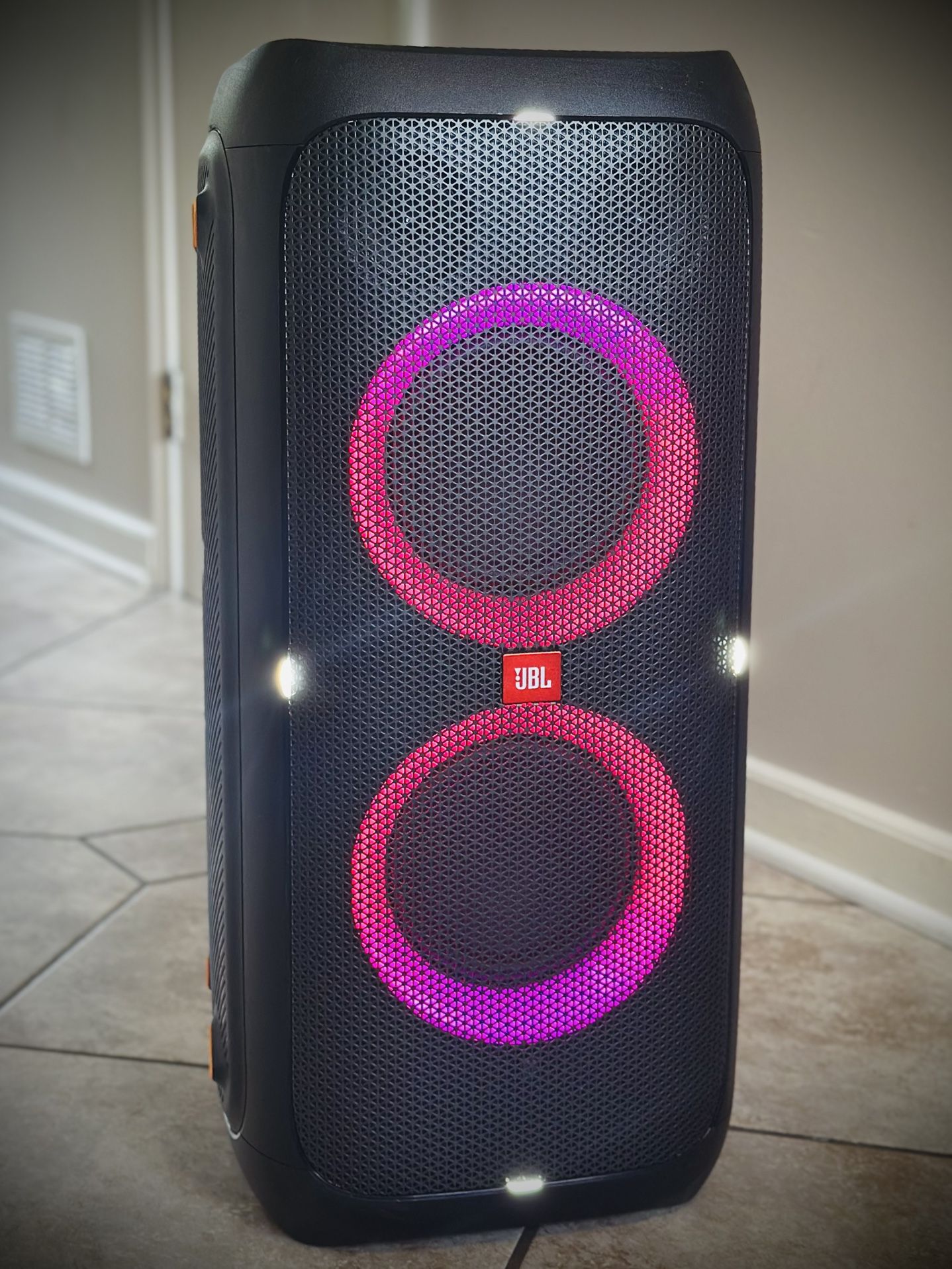 JBL PartyBox 310 - Like New- Accepting Offers