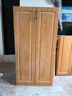 Closet/Pantry Cabinets