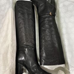 Tory Burch Boots size 9
