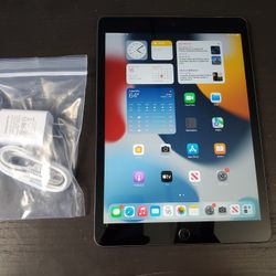Apple iPad 7 - Wifi - Like New 