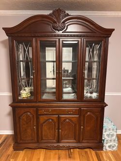 Free China Cabinet