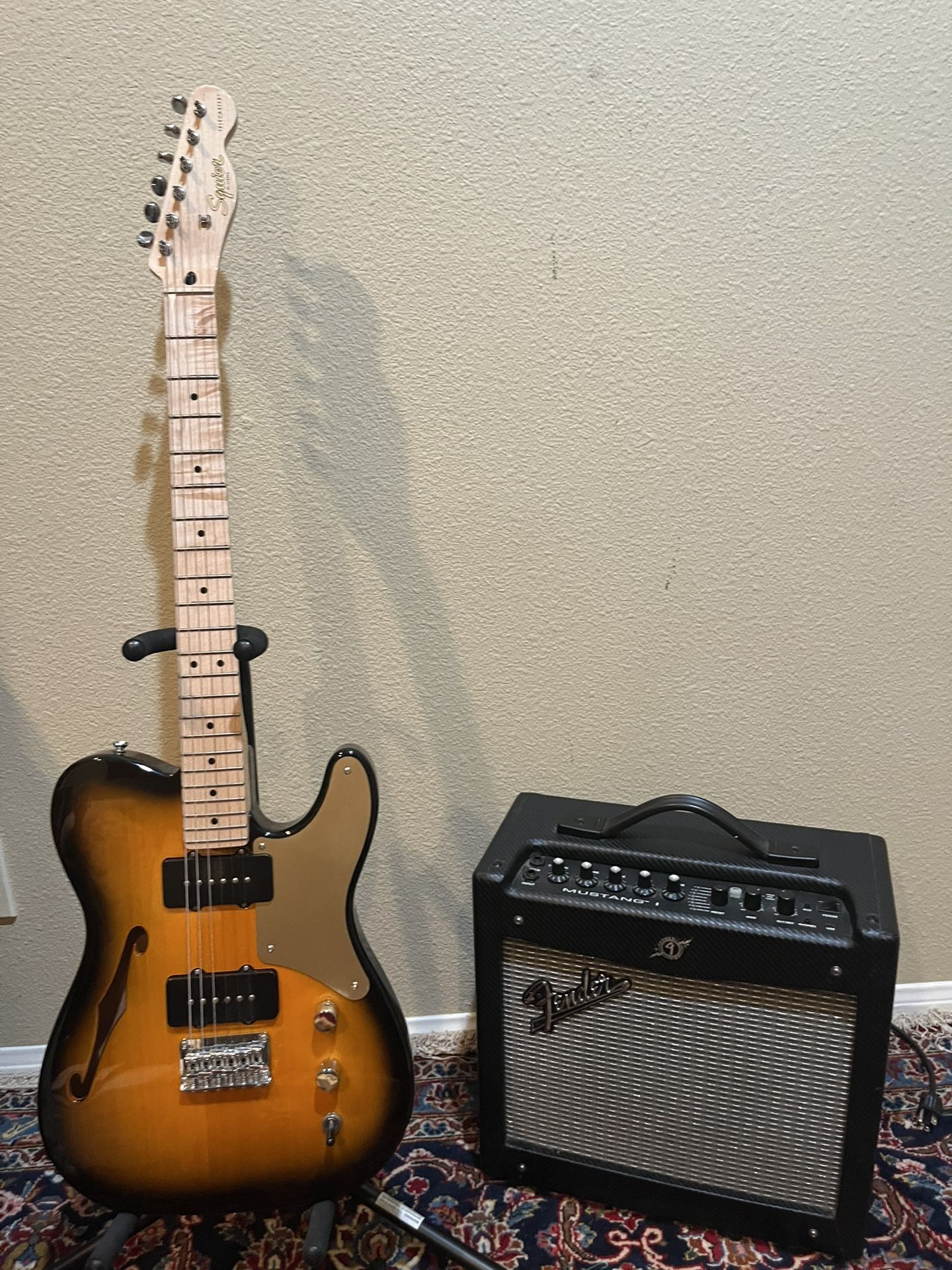 Squier Paranormal Thinline Telecaster W/ Fender Mustang Effects Amp