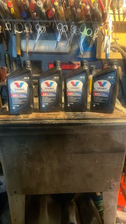 Valvoline Full Synthetic VR1 Racing & Classic Car Oil 20W-50