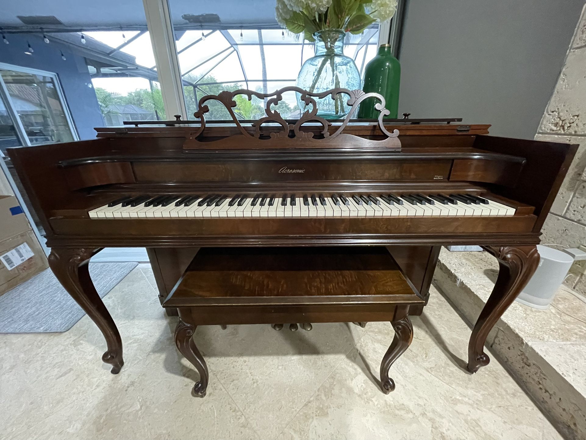 Piano: Baldwin Acrosonic