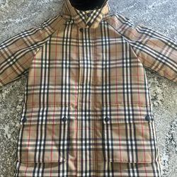 Never worn Kids 12 unisex Burberry puffer jacket