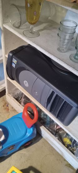 Dell Desktop Computer Tower