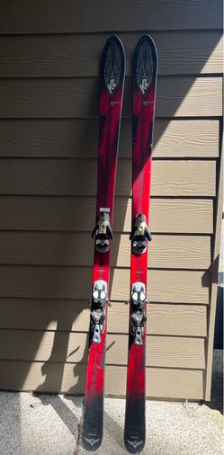 Skis