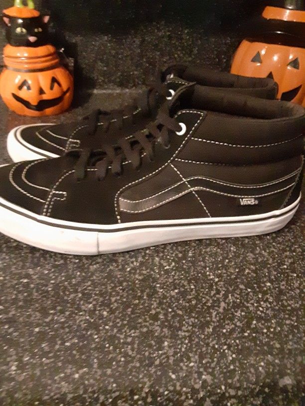 Vans mens 13 Great Condition