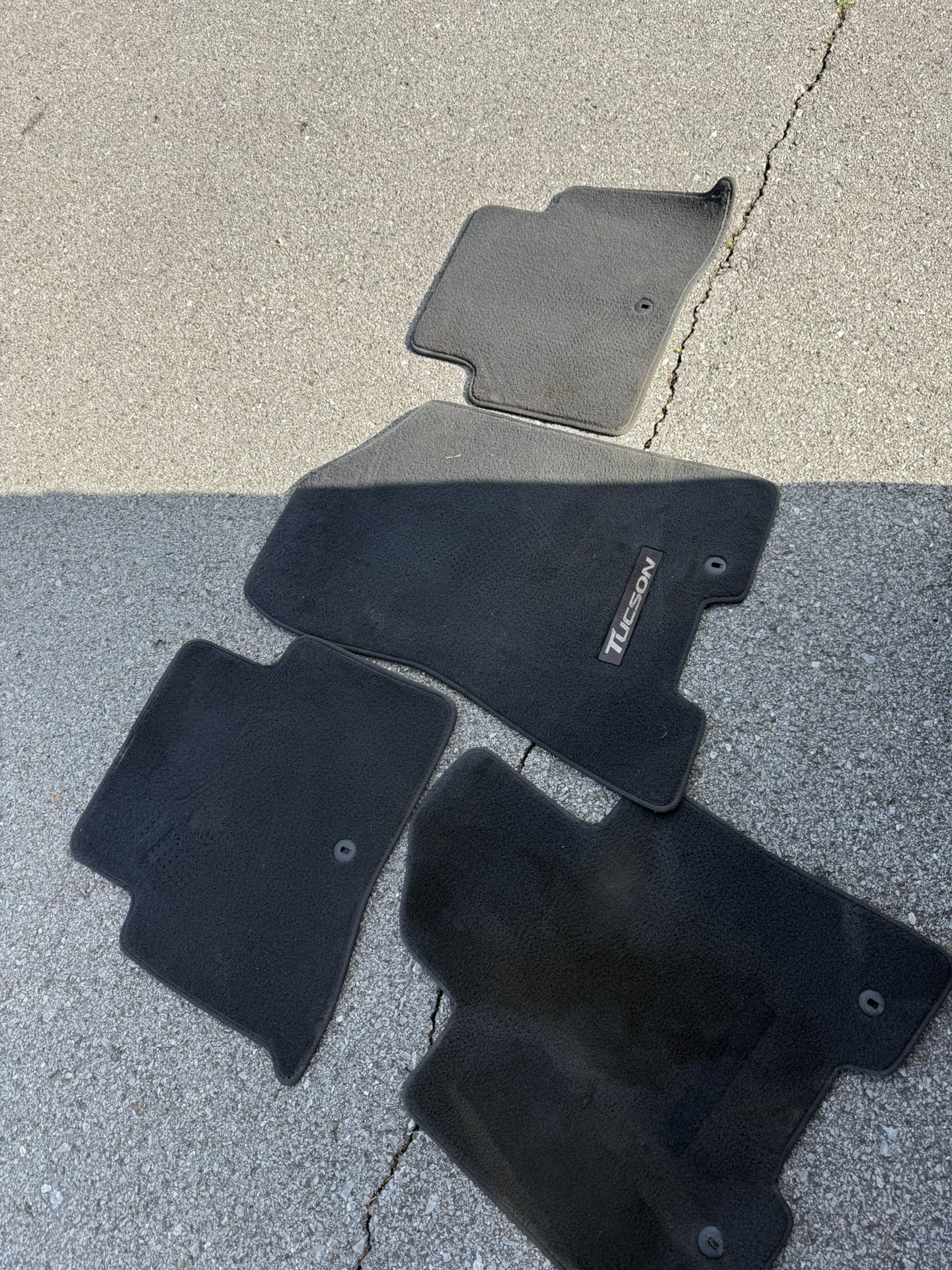 Hyundai Tucson Floor Mats OEM