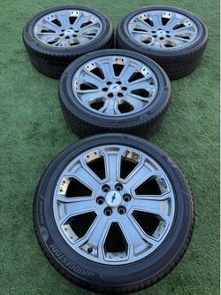 22 Chevy Silverado rims and tires Yukon sierra Denali rims Tahoe