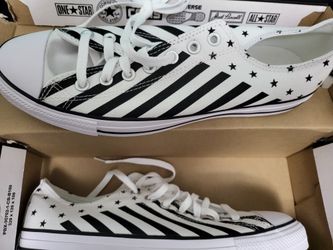 All Star Converse Men Size 10