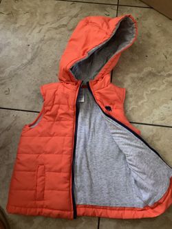 Vest with hoodie size 4T