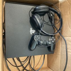 Brand New PS4 Pro All Items Included 