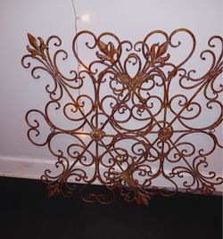 A pair Wrought Iron Fleur-de-Lis Scroll Wall Art