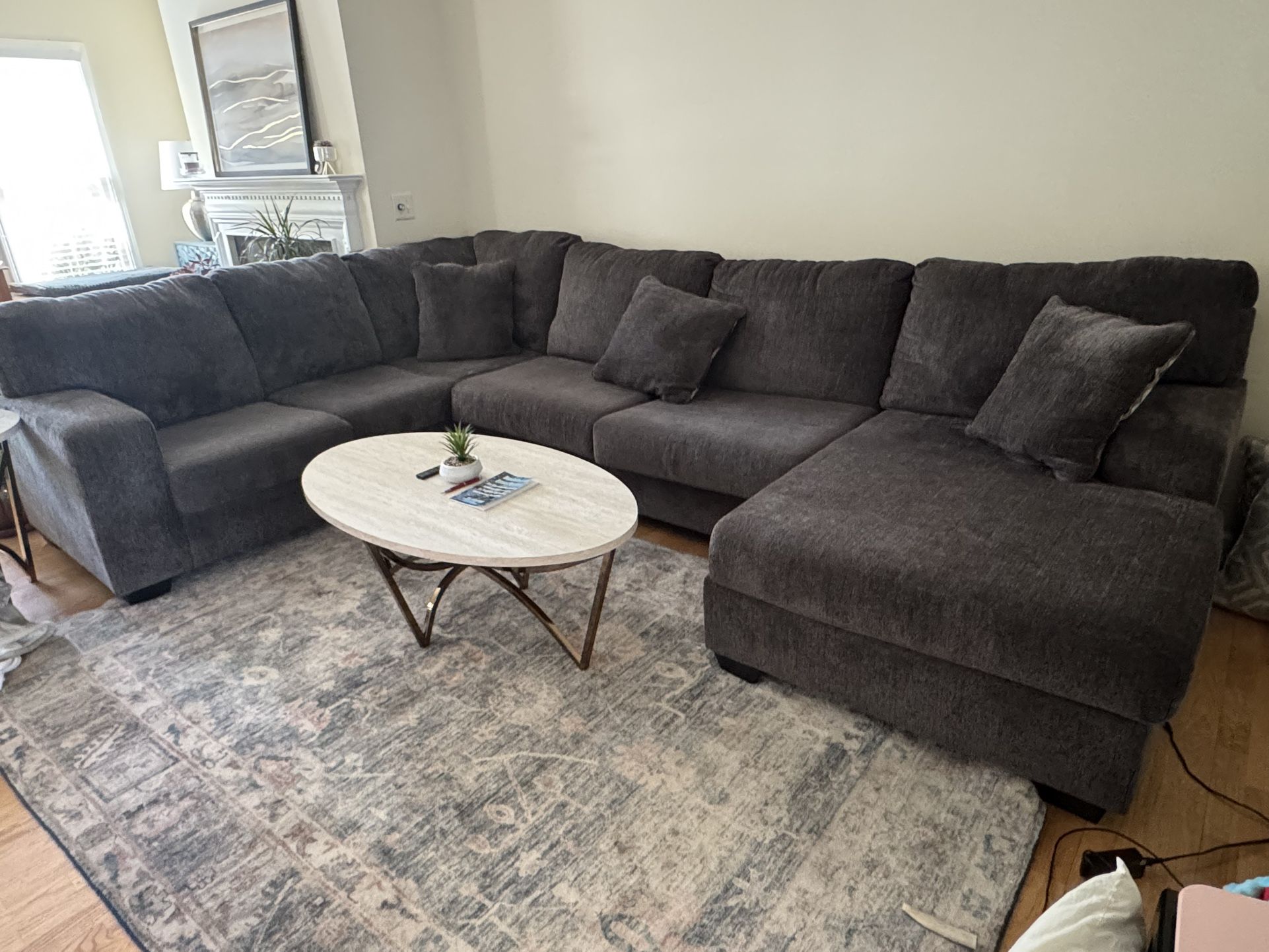 Like New! 3-Piece Grey Sectional