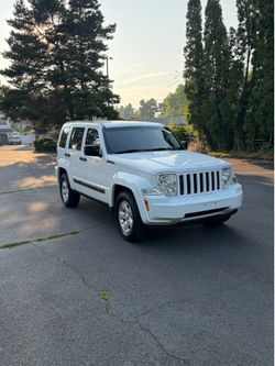 2011 Jeep Liberty Sport 4X4 - Clean Title, No Accidents, V6