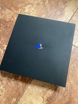 PS4 PRO CUH-7215B