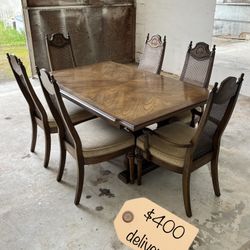 American Of Martinsville Table & 6 Chairs