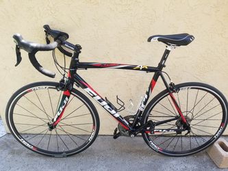 Fuji best sale roubaix 1.0