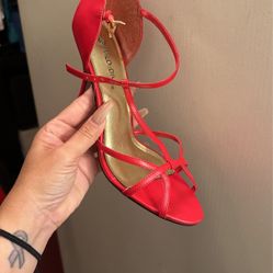 8 1/2 women red heel 