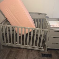 Baby Crib Graco