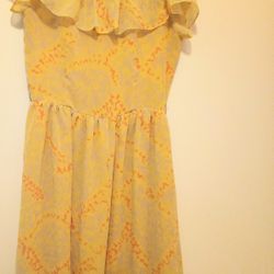 Small Vintage Petite Girl Dress 👗👗 Yellow 🟡 Floral Light Soft Pretty Dress 