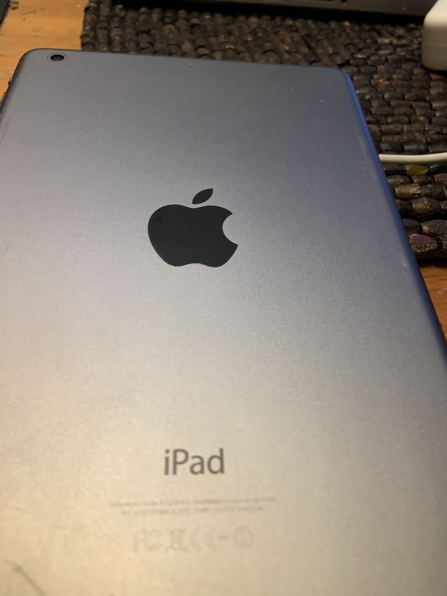 Apple iPad mini 2 (Retina/2nd Gen, Wi-Fi Only)