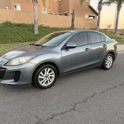 2013 Mazda Mazda3