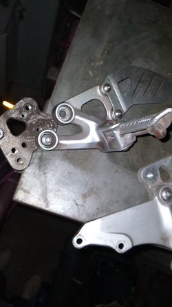 Motorcycle part waht u see is what u get make a reasonable offer