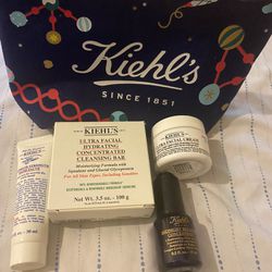 Kiehl’s Skincare Bundle + Limited Edition Bag!!