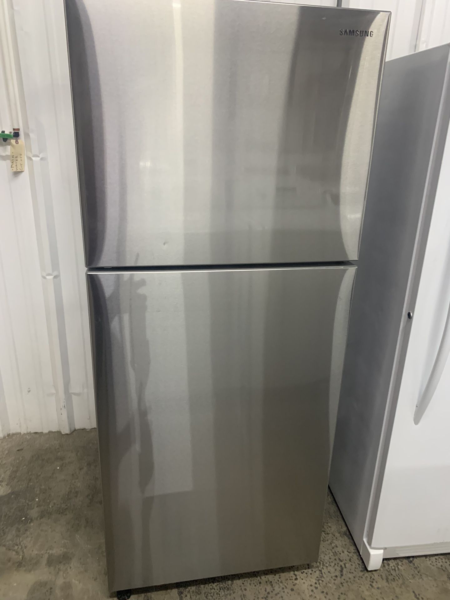 NÉW REFRIGERADOR