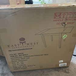 New Table With 2 Chairs 