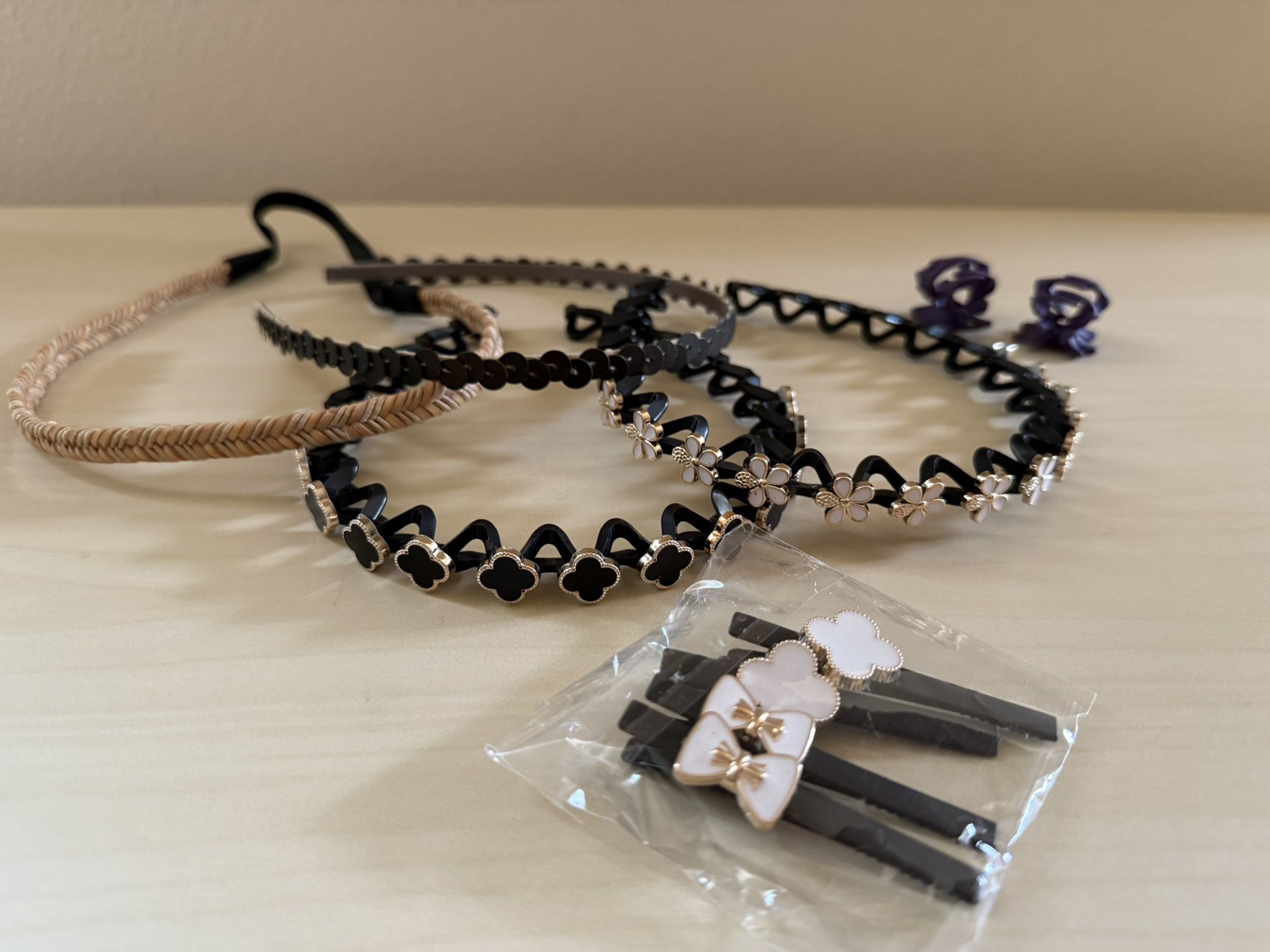 Lot Of Hair Accessories