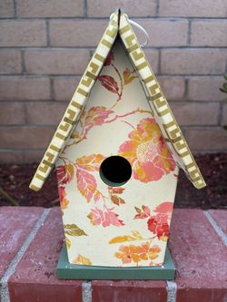 Decorative Floral Wooden Birdhouse