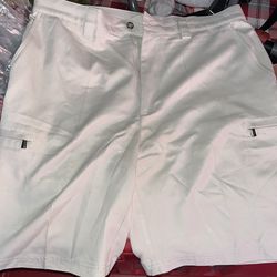 IZOD MENS SHORTS