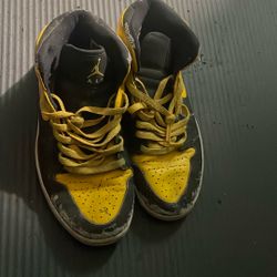 Air Jordan 1s 