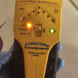 ZIRCON STUD FINDER