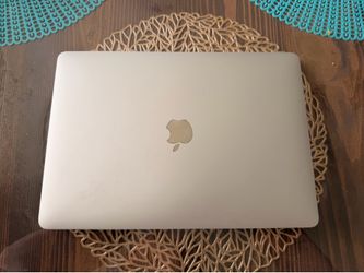 MacBook Air 13" 2020