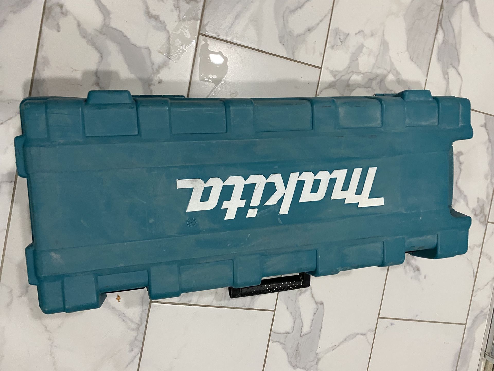 Makita Jack Hammer