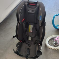 Graco Car Seat Slim Fit