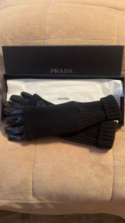 PRADA Black Patent Leather Gloves