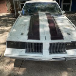1981 Oldsmobile Cutlass Supreme