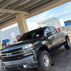 2019 Chevrolet Silverado rst z71