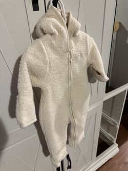 Baby gap onesie