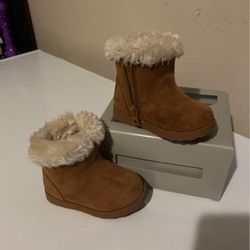 Cat & Jack Boots