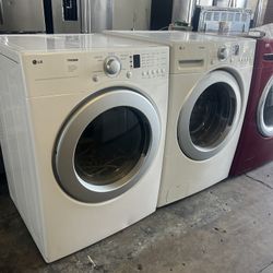 LG Set Of Washer And Dryer 
