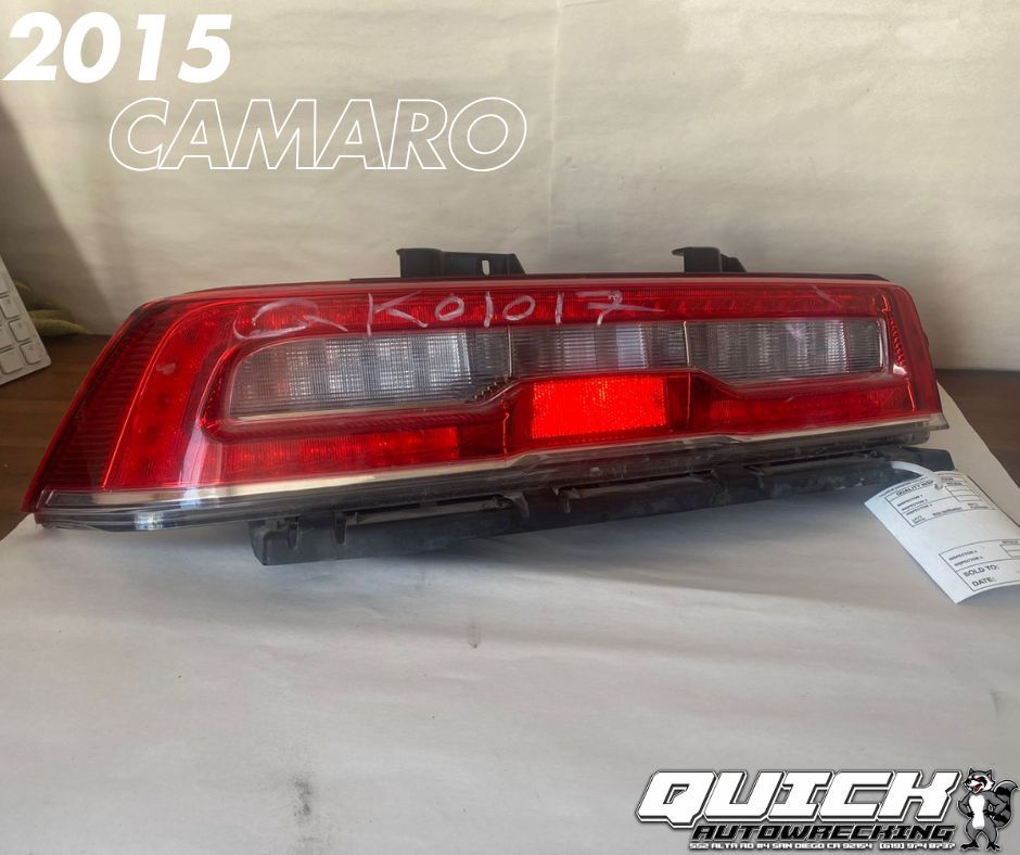 2015 CAMARO LH TAIL LIGHT 