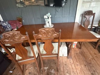 Diner table whit 6 chairs