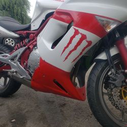 Kawasaki Ninja 650 R